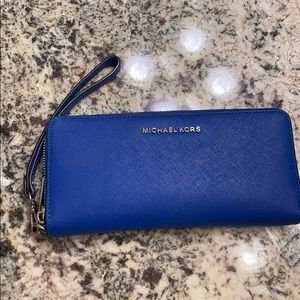 Michael Kors continental wallet